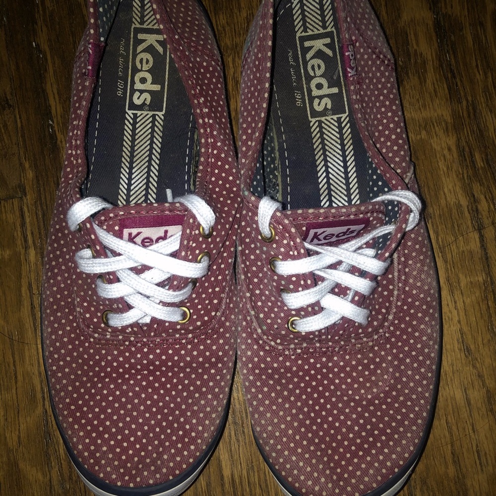 Burgundy polka dot Keds